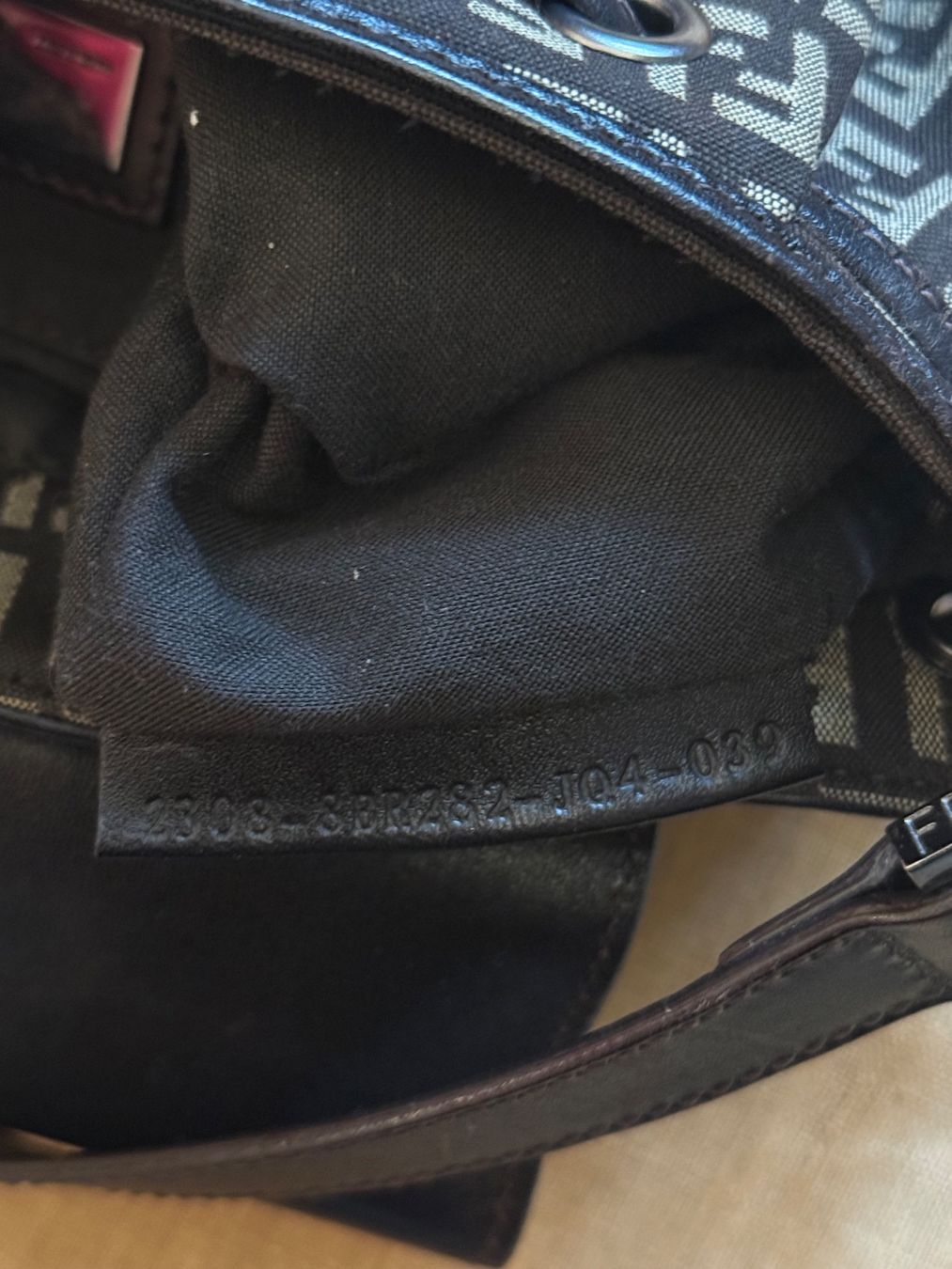 Fendi Taschen für Damen: Vintage Fendi Baguette – Gebraucht aus Zürich von Larazade 7