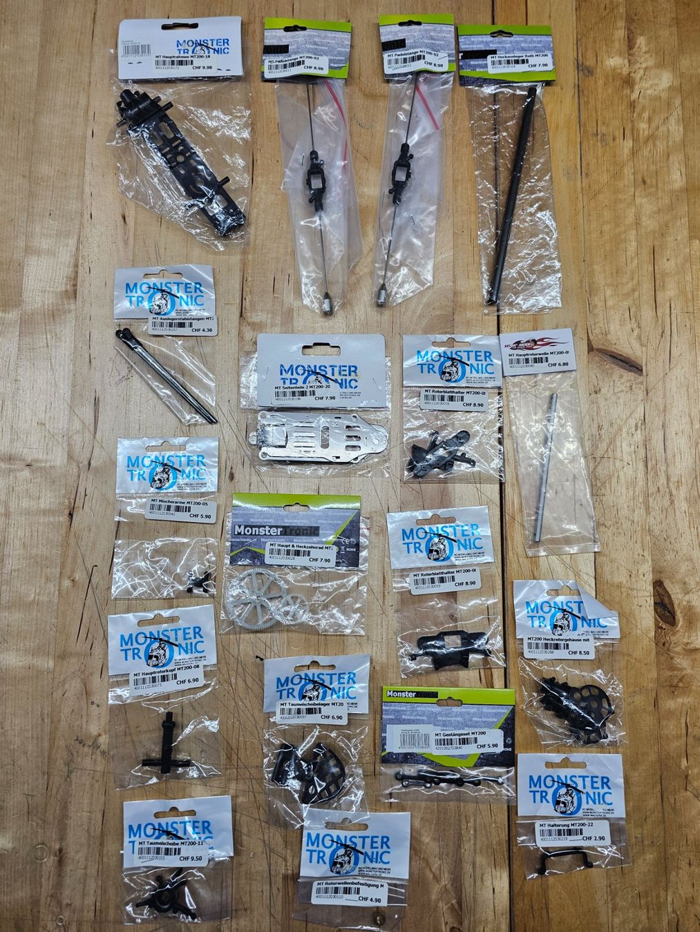 Modellismo RC: Monster Tronic MT200 Diverse Ersatzteile Set 2 – Nuovo e nell'imballaggio originale da Rüti ZH venduto da Madeira14