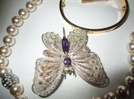 Brosche Schmetterling und div.