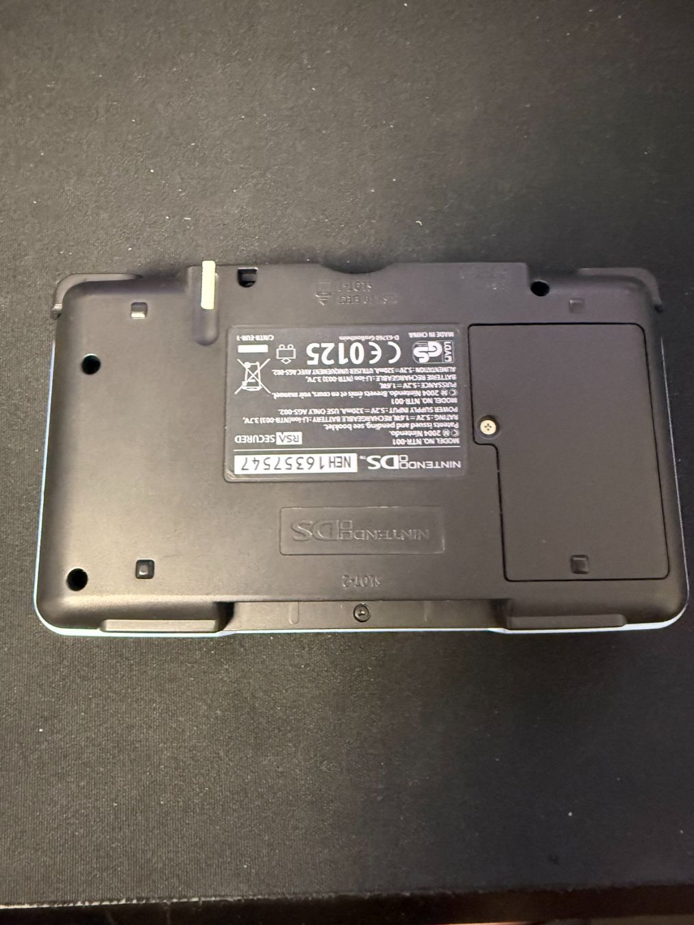 Nintendo Console: Console Nintendo Ds avec chargeur – Usato da Pont-de-la-Morge venduto da Darfal 2