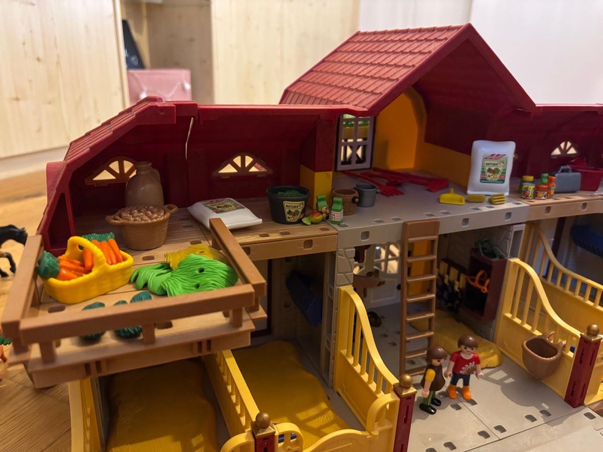 Playmobil Giocattoli: Playmobil Reiterhof – Usato da Bubikon venduto da petraruoss 5