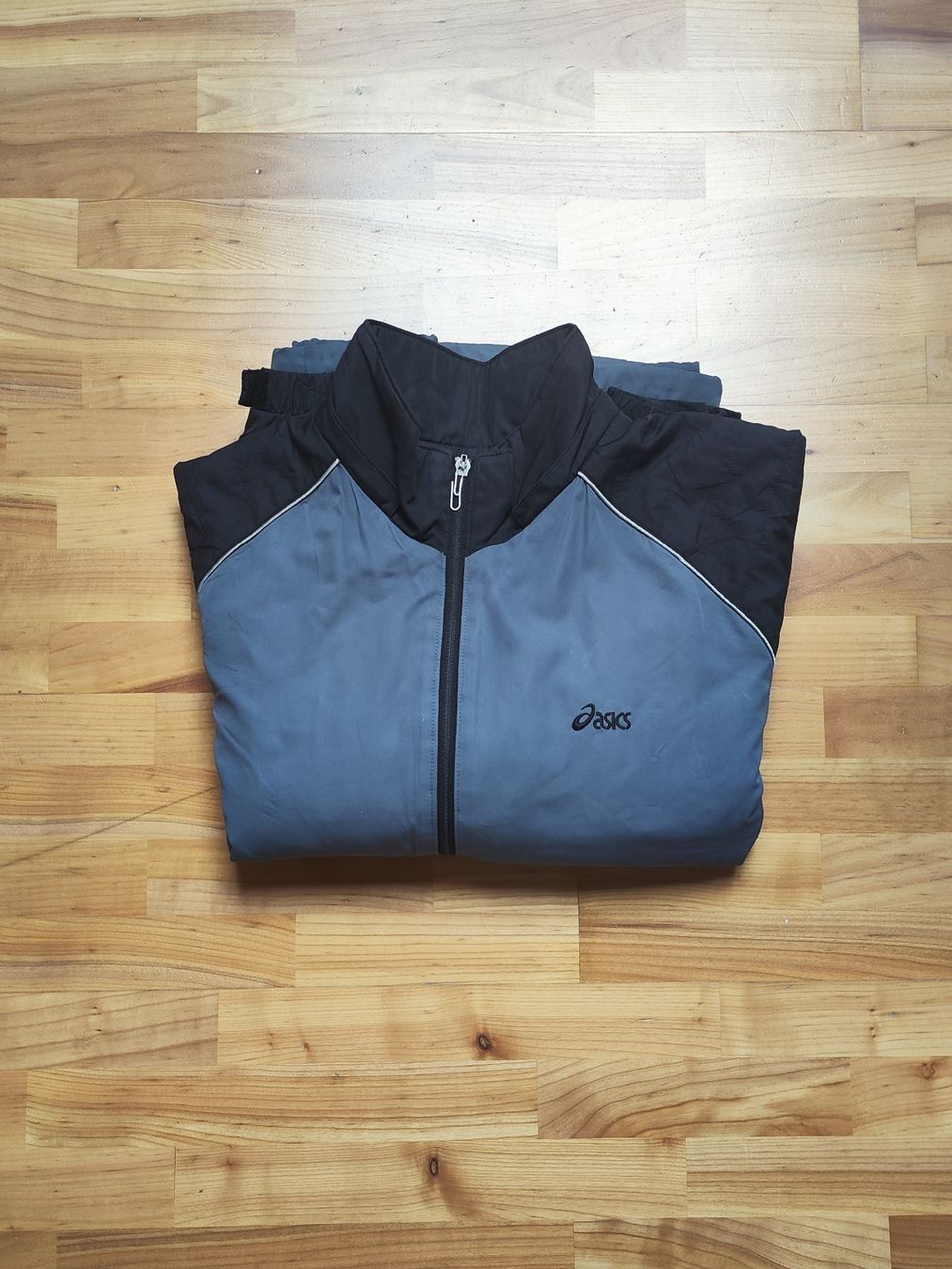 Giacche: Vintage Asics Jacke – Usato da Breitenbach venduto da Lqris 5