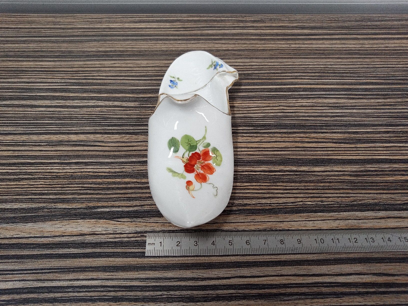 Tutte le decorazioni: Meissen Glücksschuh – Usato da Reiden venduto da Zofi-Brocki 4