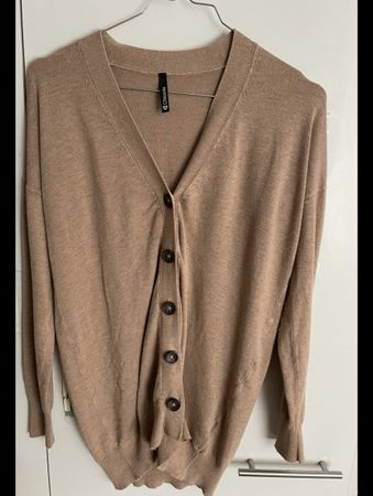 Chice Strickjacke Grösse M beige, Chicorée