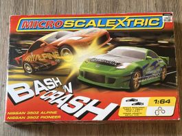 Micro Scalextric Bash 'n Crash Nissan 350Z Rennbahn Set 1:64