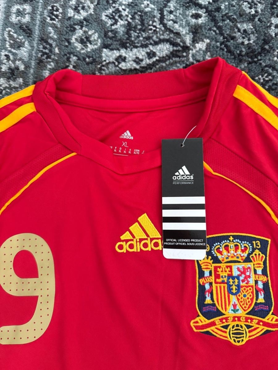 Canottiere & Pantaloni: Spanien Heimtrikot in Rot mit TORRES  – Nuovo (secondo la descrizione) da Rümlang venduto da Keno01