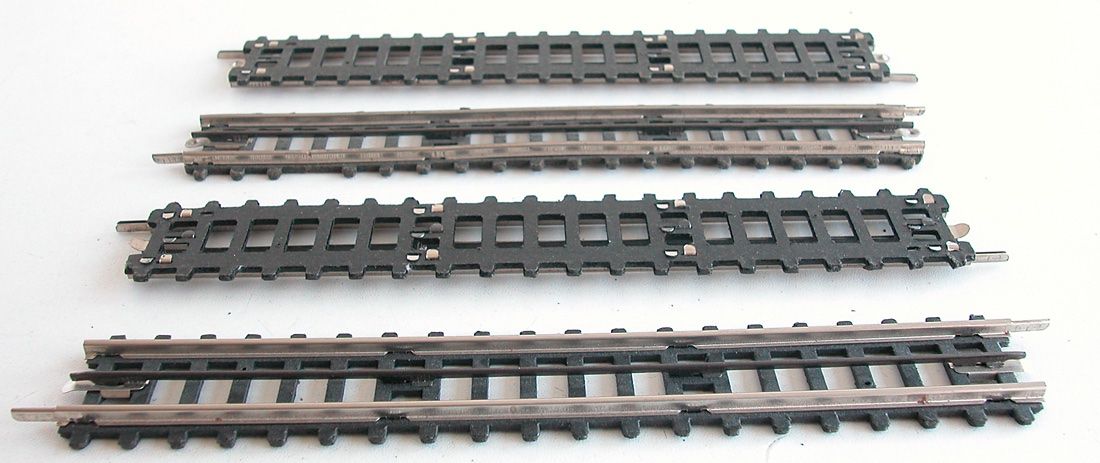 Trix Modelleisenbahnen: Trix 20 Gleisstücke gerade Spur H0 – Gebraucht aus Oberwil BL von Klang 1