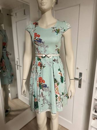 SOMMERKLEID ROCKABILLY (S/ 36)