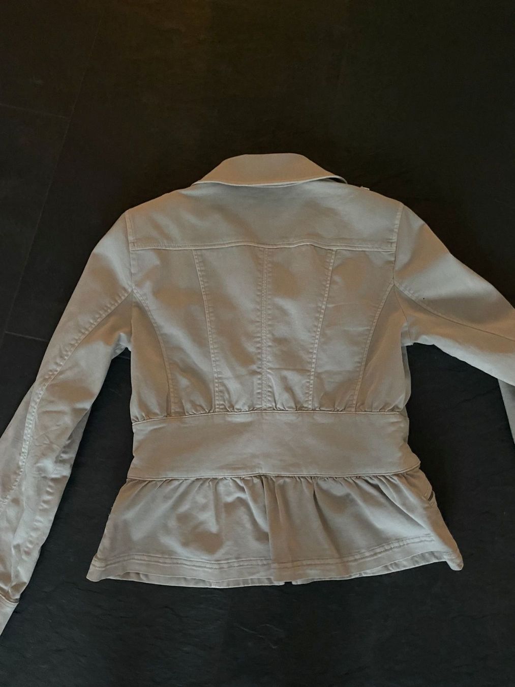 Giacche: Blazer/Jacke beige Gr. 38 – Usato da Bonstetten venduto da VCLS 2