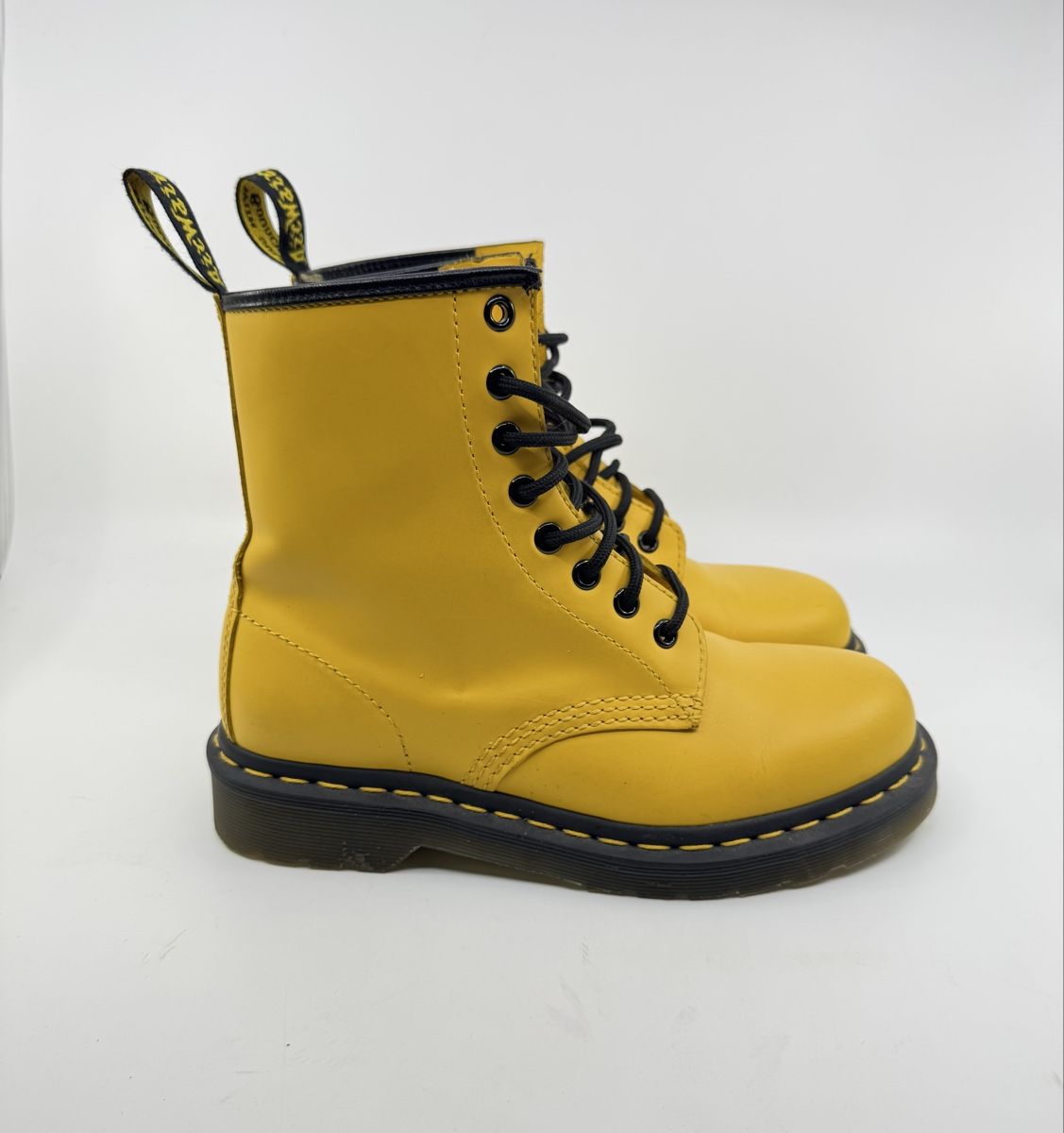 Dr. Martens Chaussures femmes: Dr. Martens 1460 Boots Gr.37 – D'occasion à Herisau par Seyashop1 1