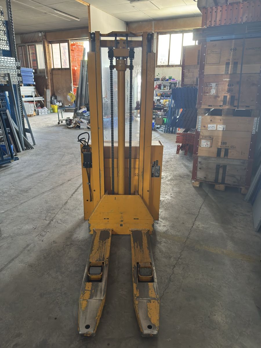 Jungheinrich Carrelli elevatori e a forche: Jungheinrich Stapler – Usato da Bazenheid venduto da Sebi9602 4