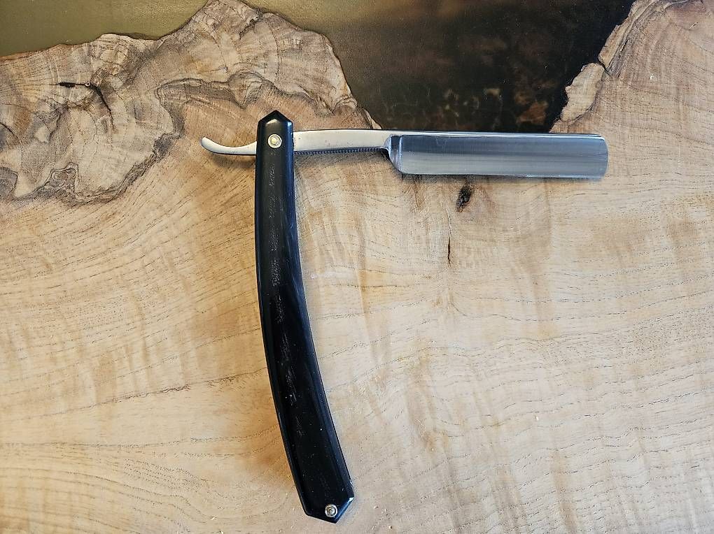 Rasierapparate & Rasierklingen: Rasoir coupe choux Thiers-Issard – Gebraucht aus châtelaine von dids92 1