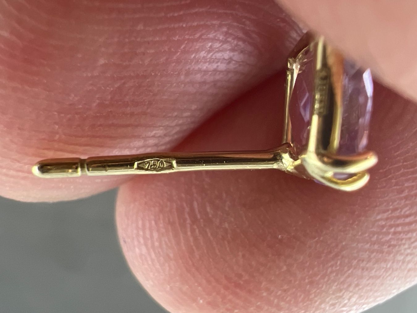 Orecchini pendenti & Orecchini a lobo: Ohrstecker 750 Gold – Usato da Niederuzwil venduto da leo_8857 1