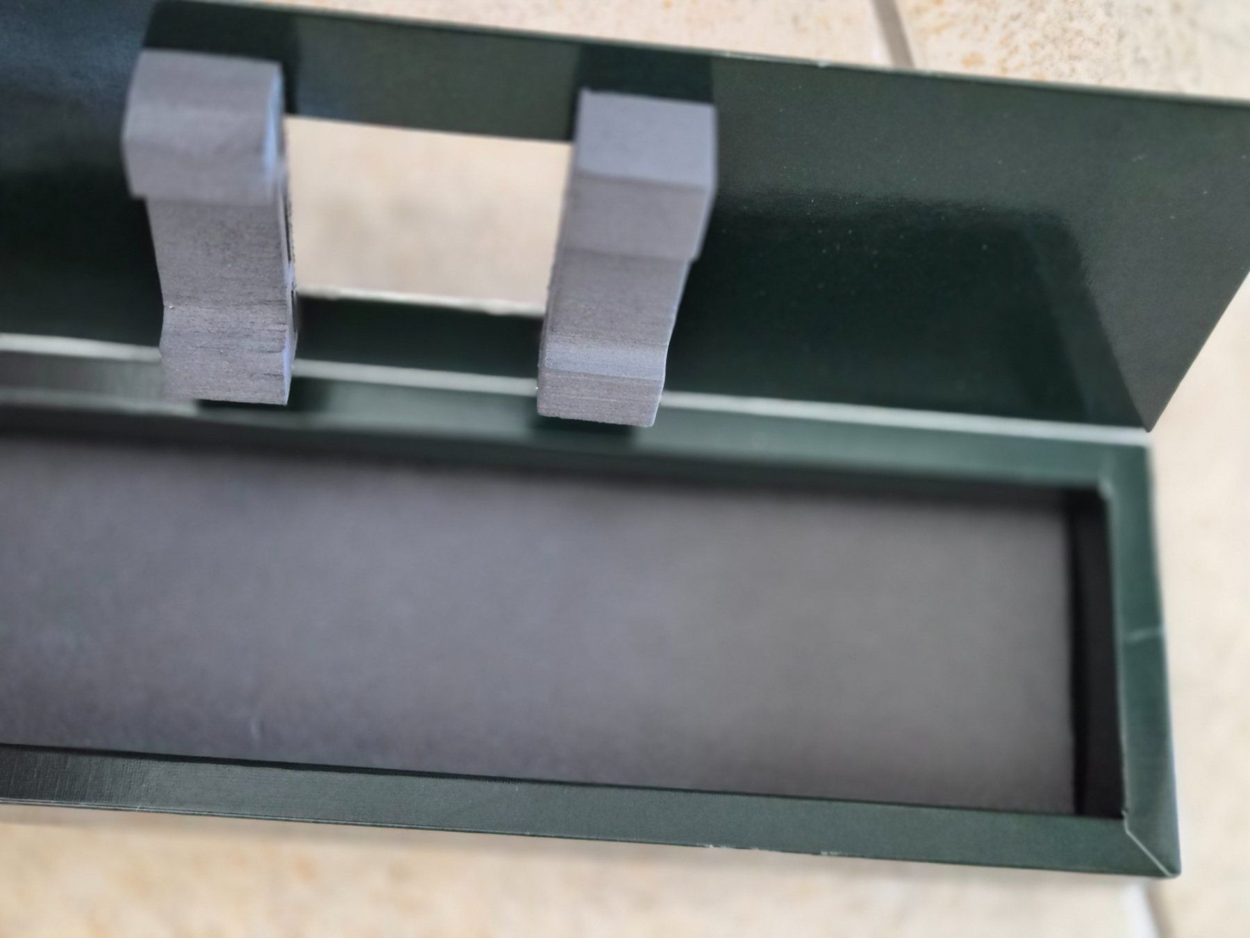 Scatole porta orologi: Original Audemars Piguet service box – Usato da Chabrey venduto da Horology 1