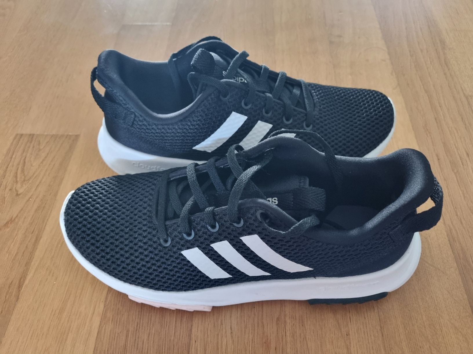 Adidas Scarpe da donna: Adidas Sneaker, Gr. 39⅓ – Usato da Weinfelden venduto da KaSto77 2