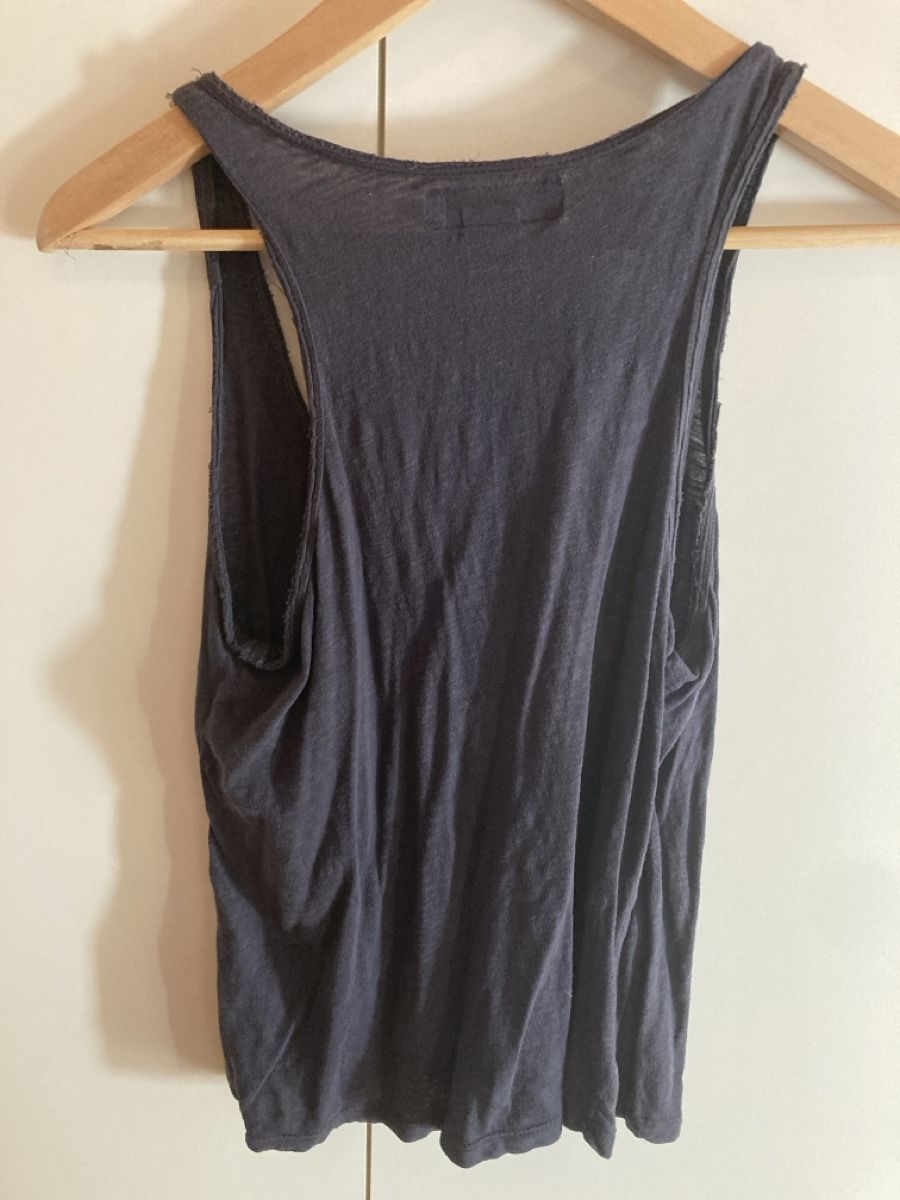 H&M Top: Top blau mit Verzierung – Usato da Bottmingen venduto da sand-b 1