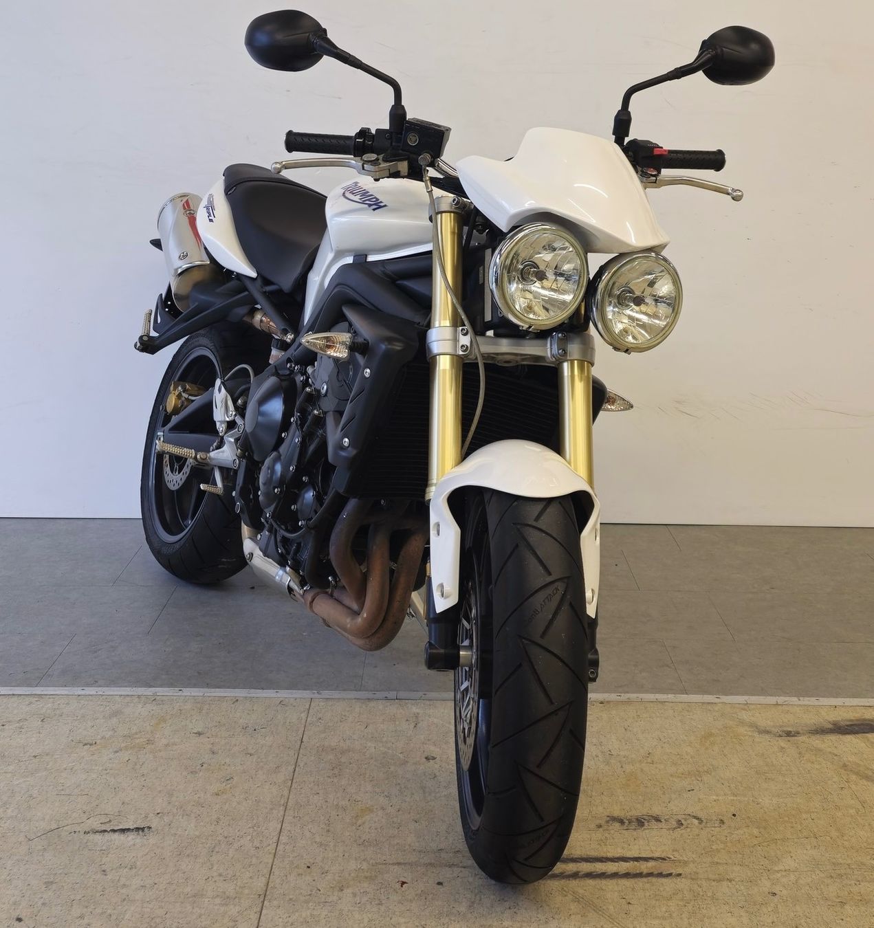 Triumph Strada: Triumph Street Triple 675 – Usato da Meggen venduto da Mathcom 3