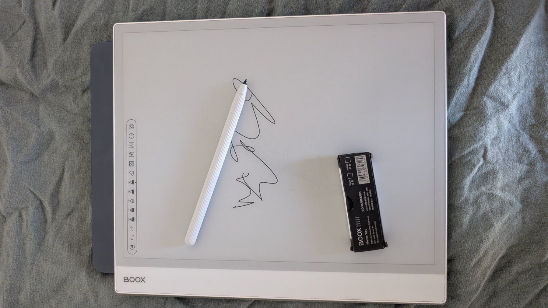 Boox Tablet PC: Onyx Boox Note Max 13.3 – Gebraucht aus Glattpark (Opfikon) von juank10 4
