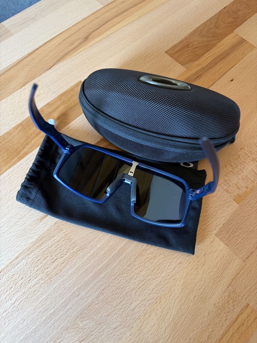 Oakley Occhiali & Lenti: Original Oakley Sutro S Brille blau – Usato da Hasliberg Hohfluh venduto da kus_5wpz 4