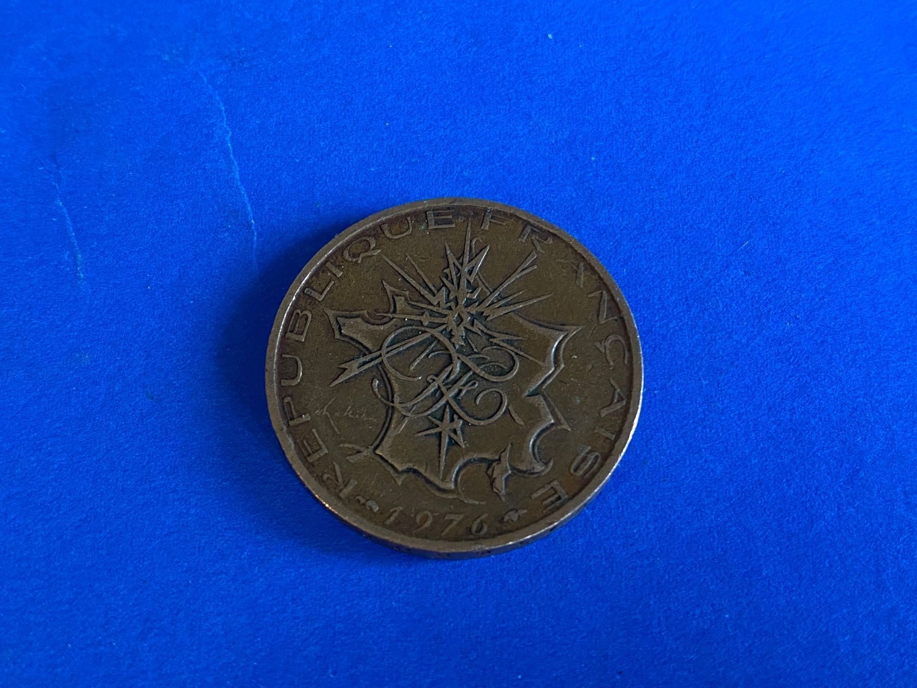 Alle Münzen: 10 FRANCS, FRANCE, 1976 – Gebraucht aus Leysin von geomamar