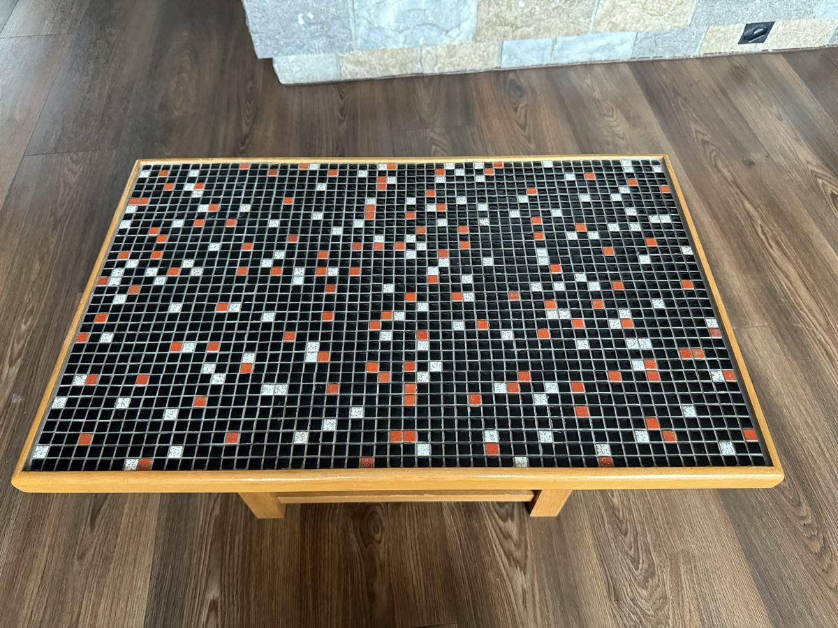 Tavoli: Retro Couchtisch mit Mosaikplatte – Usato da Aarburg venduto da Schatzaffe 2