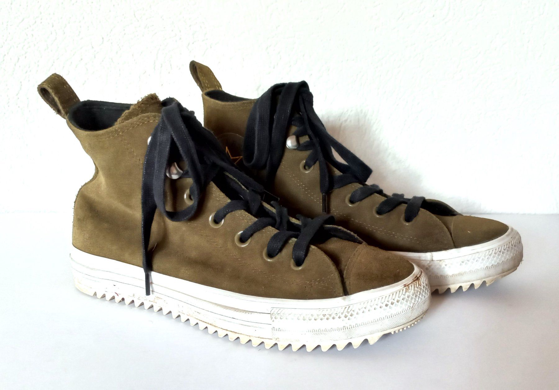 Converse Scarpe da donna: Converse Sneaker Wildleder Gr. 39 – Usato da Bévilard venduto da belkin