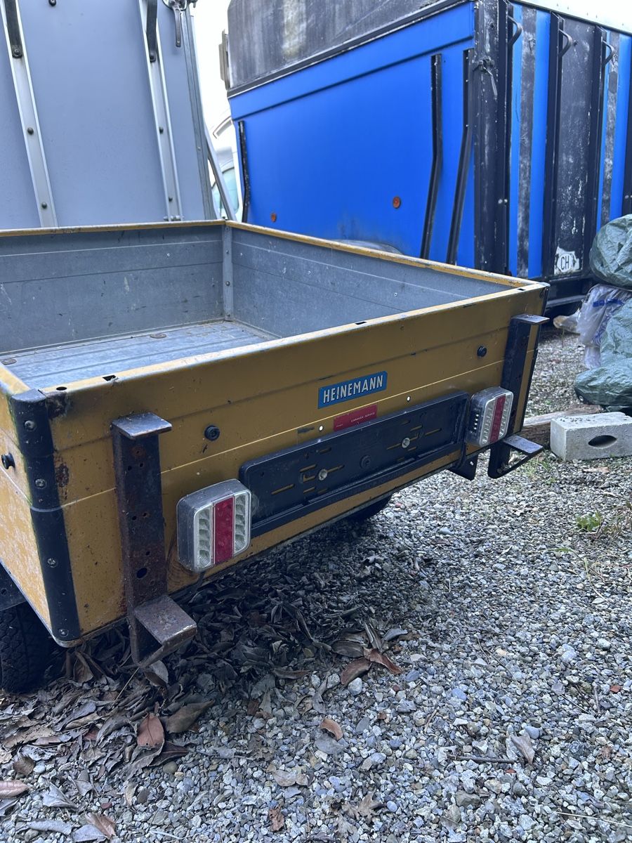 Heinemann Rimorchi: Sachentransport Anhänger – Usato da othmarsingen venduto da pin63