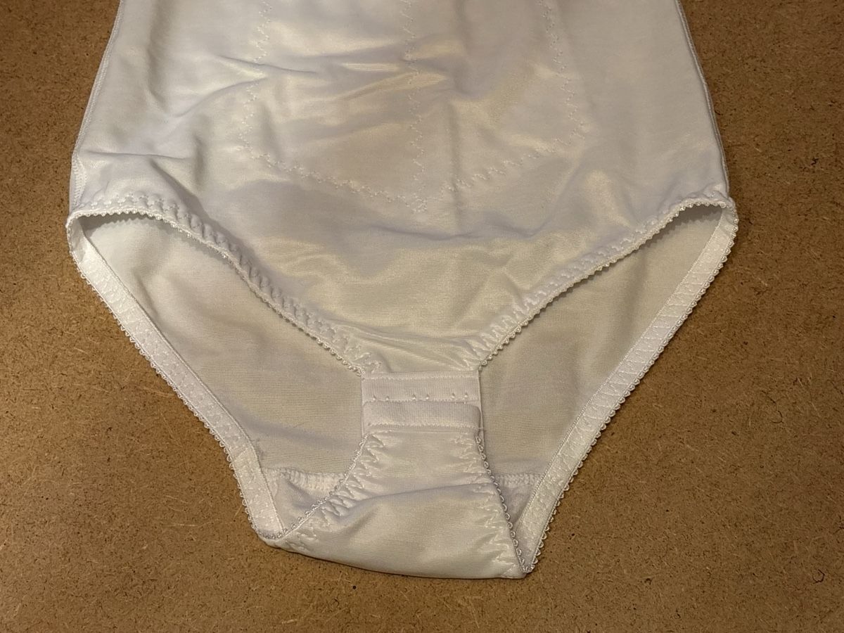 Altra biancheria intima: Kompressions Unterbrust Body – Nuovo (secondo la descrizione) da Rümlang venduto da Sambas19 3