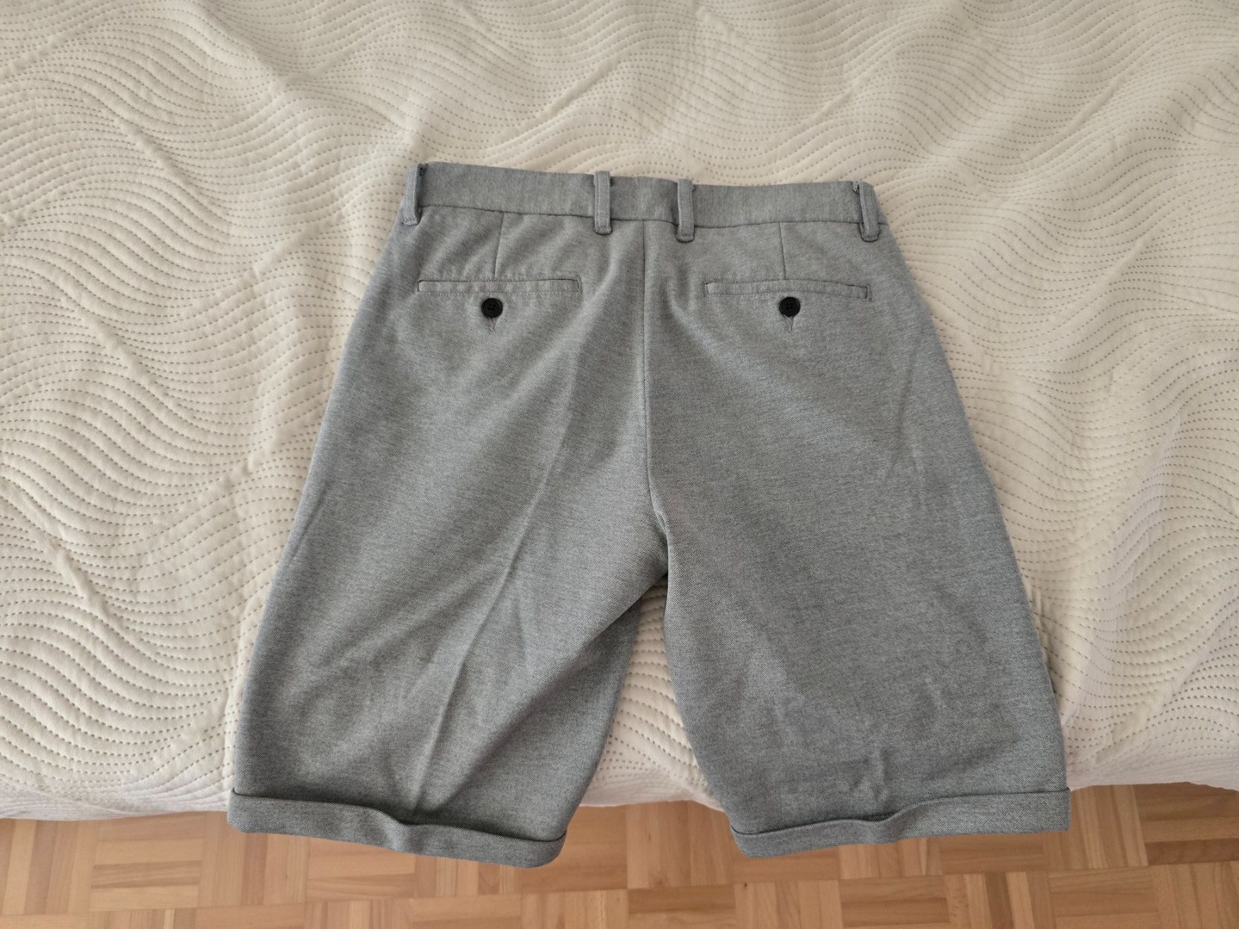 Selected Pantaloni: Selected Home Shorts – Usato da Zug venduto da fil_79y6 1