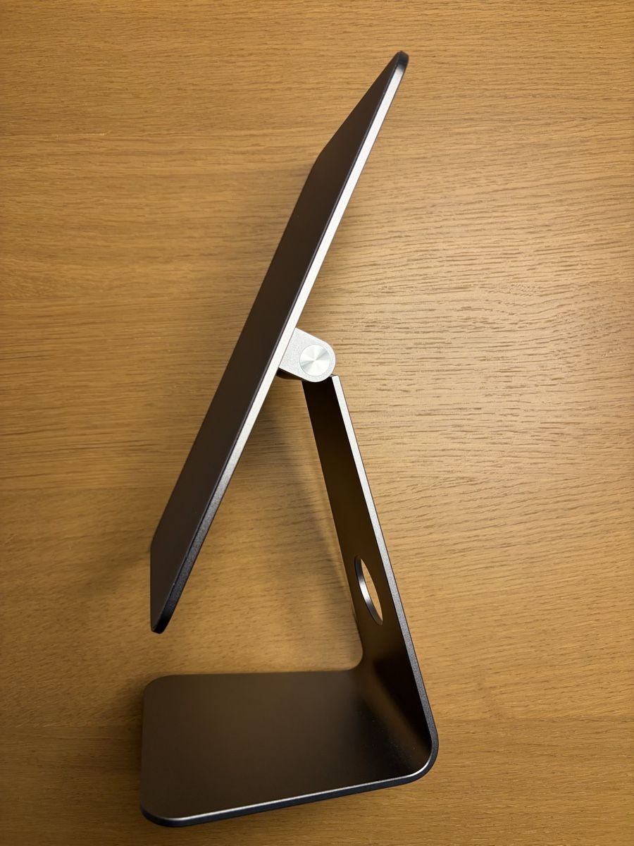 Sonstiges zu Computer & Netzwerk: Lululook Magnetic iPad Stand-Gray Aluminium – Neu (gemäss Beschreibung) aus Embrach von duc_m2nd 1