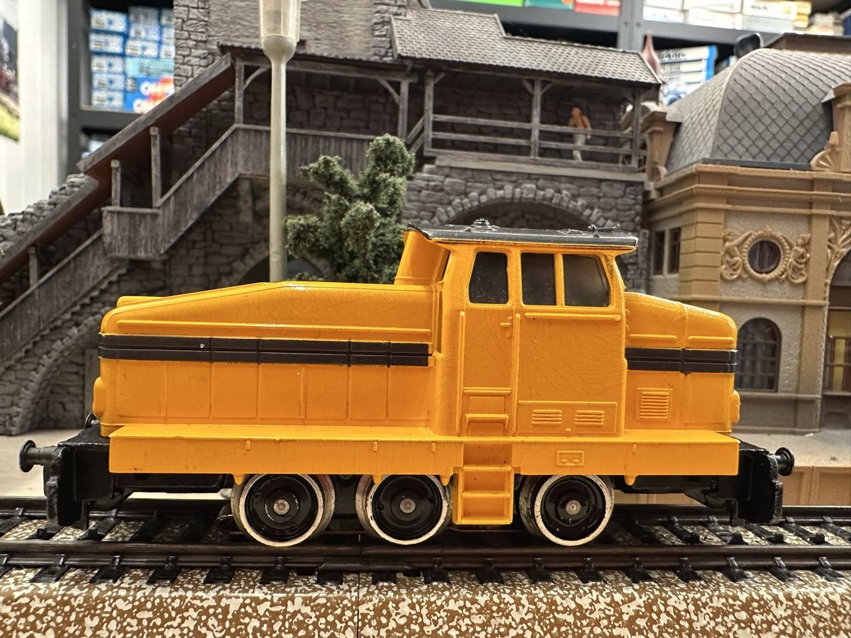 Märklin Modelleisenbahnen: Märklin 3080 DHG 500 Werkslok – Gebraucht aus Lupsingen von New-Haven 1