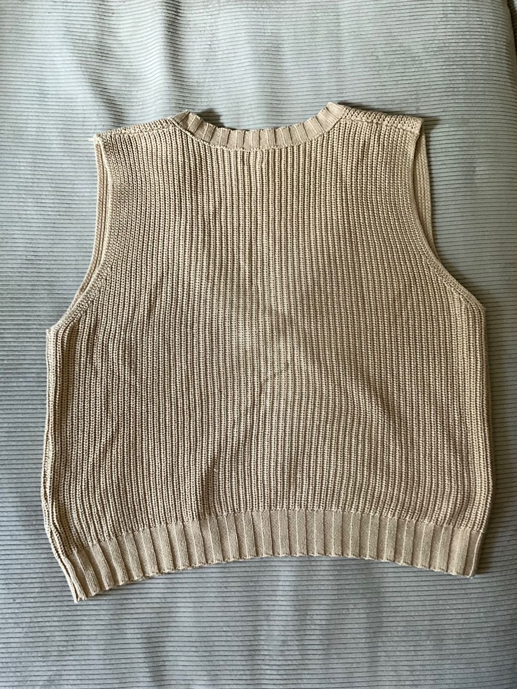 Gilets & Westen: Pullunder von Cotton:on (Knit vest) – Gebraucht aus Zürich von lisa.alessia93 1