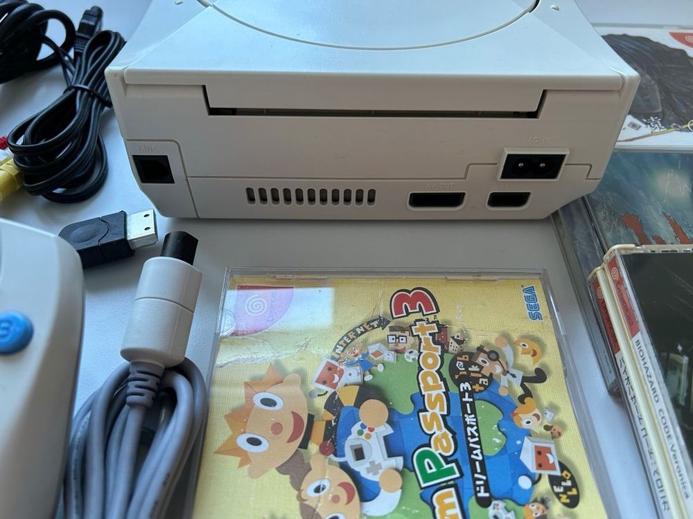 Regionfree Sega Dreamcast Konsole Mit HDMI Adapter (Gebraucht) In Basel Für CHF 299 – Mit