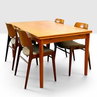 Mid Century dänischer Teak Ausziehtisch