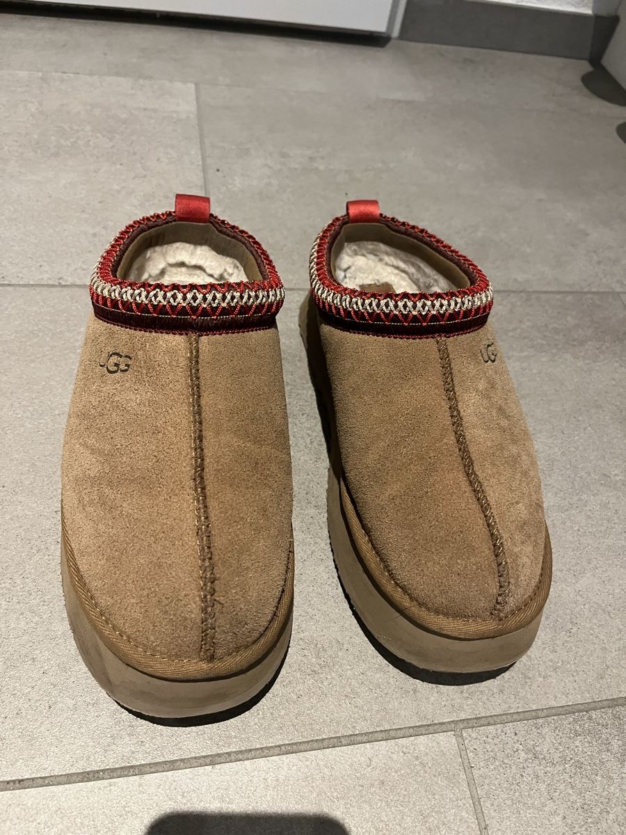 Ugg Chaussures hommes: UGG Tazz, Grösse 39 – D'occasion à Eschenbach SG par lena.0112
