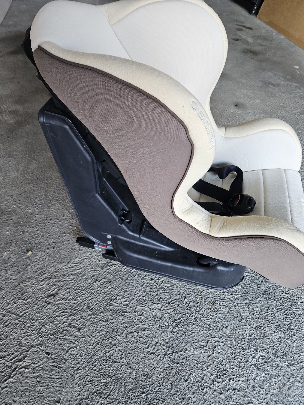 Osann Seggiolini per auto: Kindersitz 9-18kg – Usato da Steckborn venduto da suz_v2v6 2
