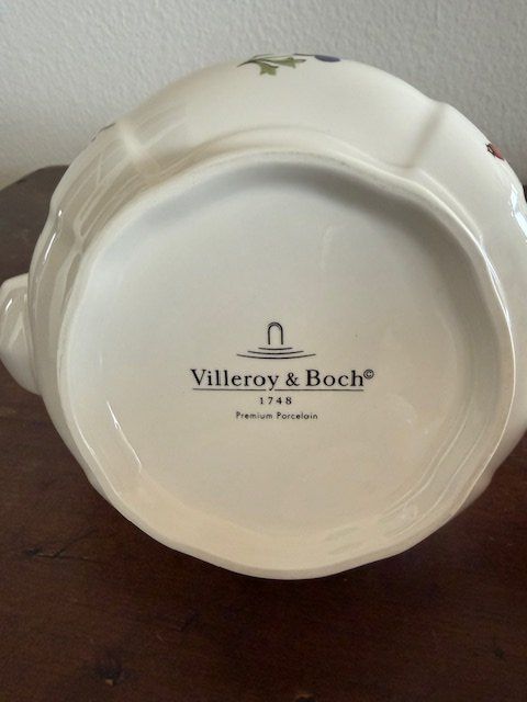 Villeroy & Boch Teekannen: Petite Fleur Teekanne - Villeroy & Boch – Gebraucht aus Luzern von lrobert 2