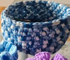 Panier rangement au crochet Aufbewahrungskorb aus Häkelarbei