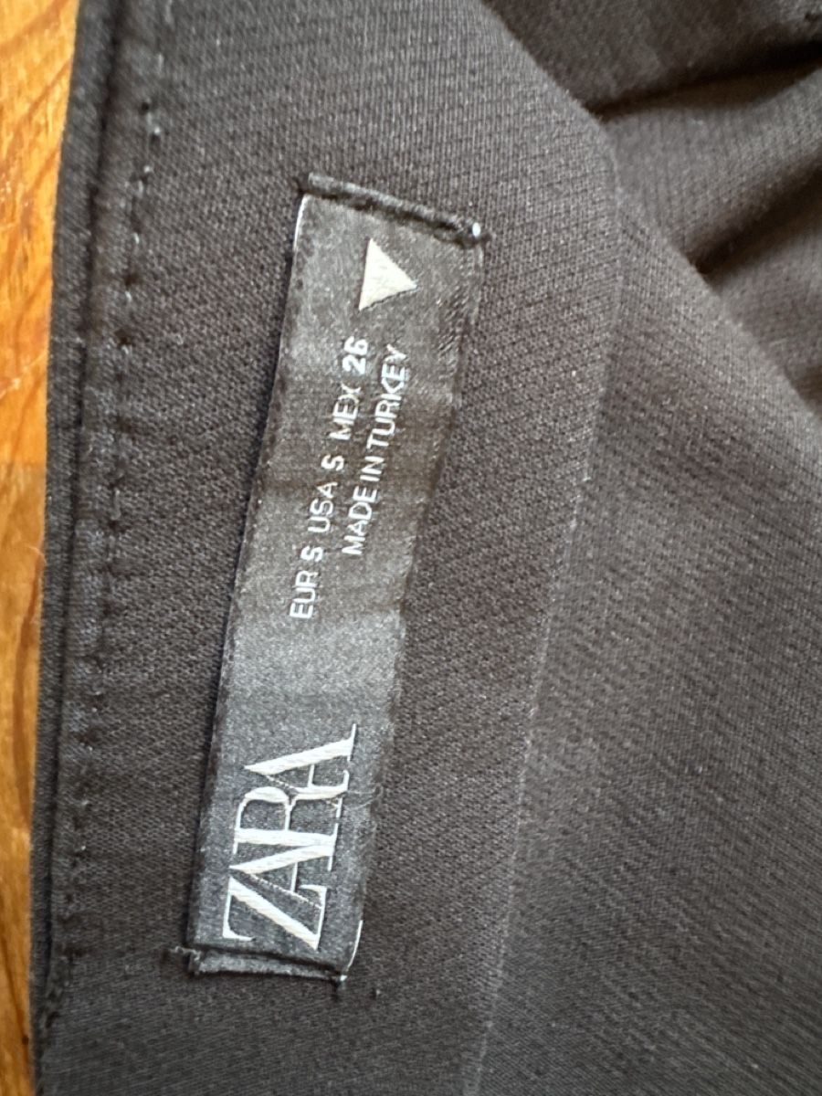 Zara Röcke: Zara Minirock Gr. S Schwarz seitlich gerafft – Gebraucht aus Mauren von ducducturi 2