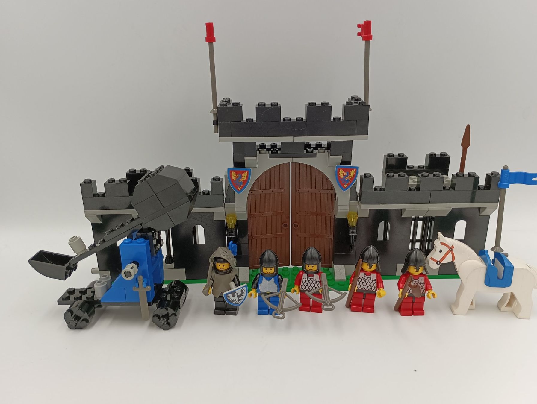 Lego Giocattoli: 6059 Knight's Stronghold – Usato da Bremgarten AG venduto da redstar69