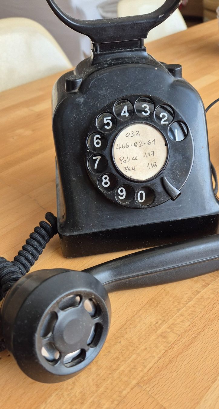 Telefone: Téléphone ancien HFTR GA – Gebraucht aus Villars-sur-Glane von Verocac 1