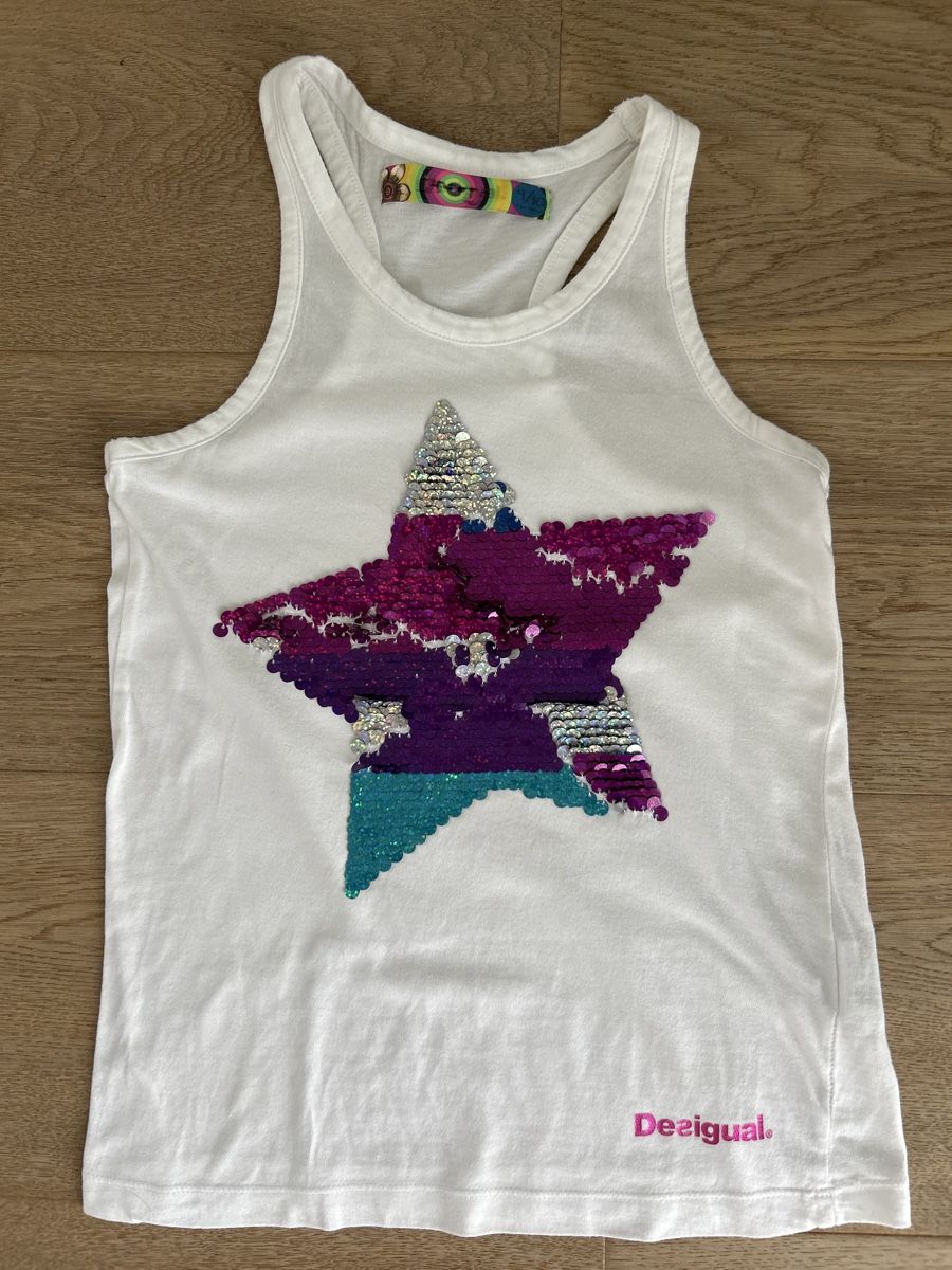 Desigual Camicette, T-shirt & Top: Top Desigual 9/10 ans – Usato da Yens venduto da Chriis