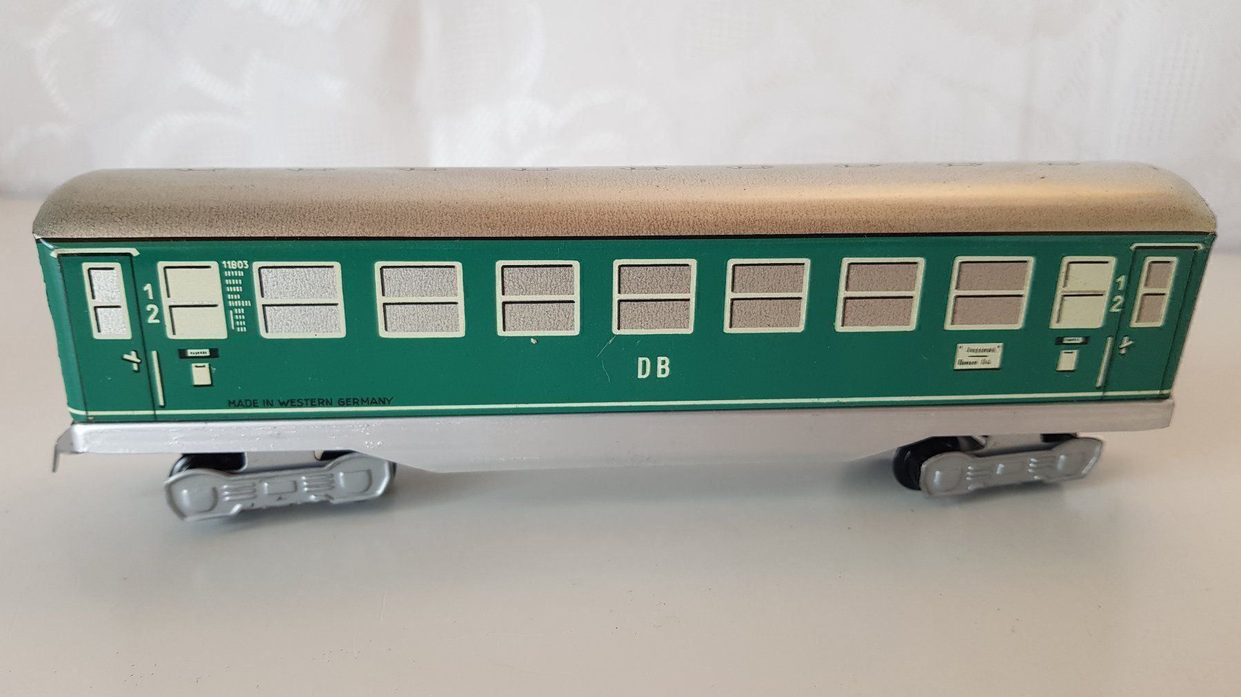 Distler Modellini di ferrovie: 3 Originale Eisenbahn- Distler Wagen H0, Originalverpackt – Nuovo e nell'imballaggio originale da Schwarzenbach SG venduto da utschu09 5
