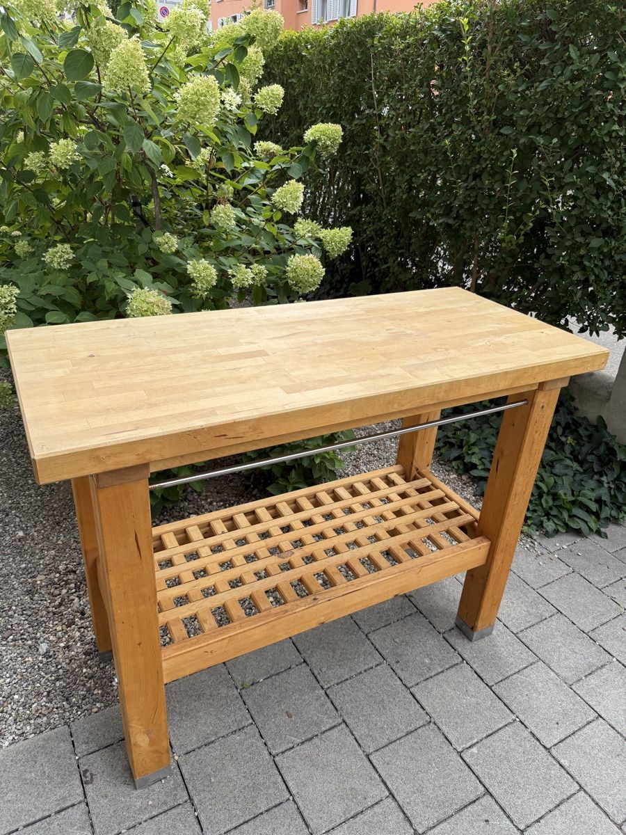 Ikea Cucine complete: Ikea Kücheninsel aus massivem Holz – Usato da Zürich venduto da chr_5yqg