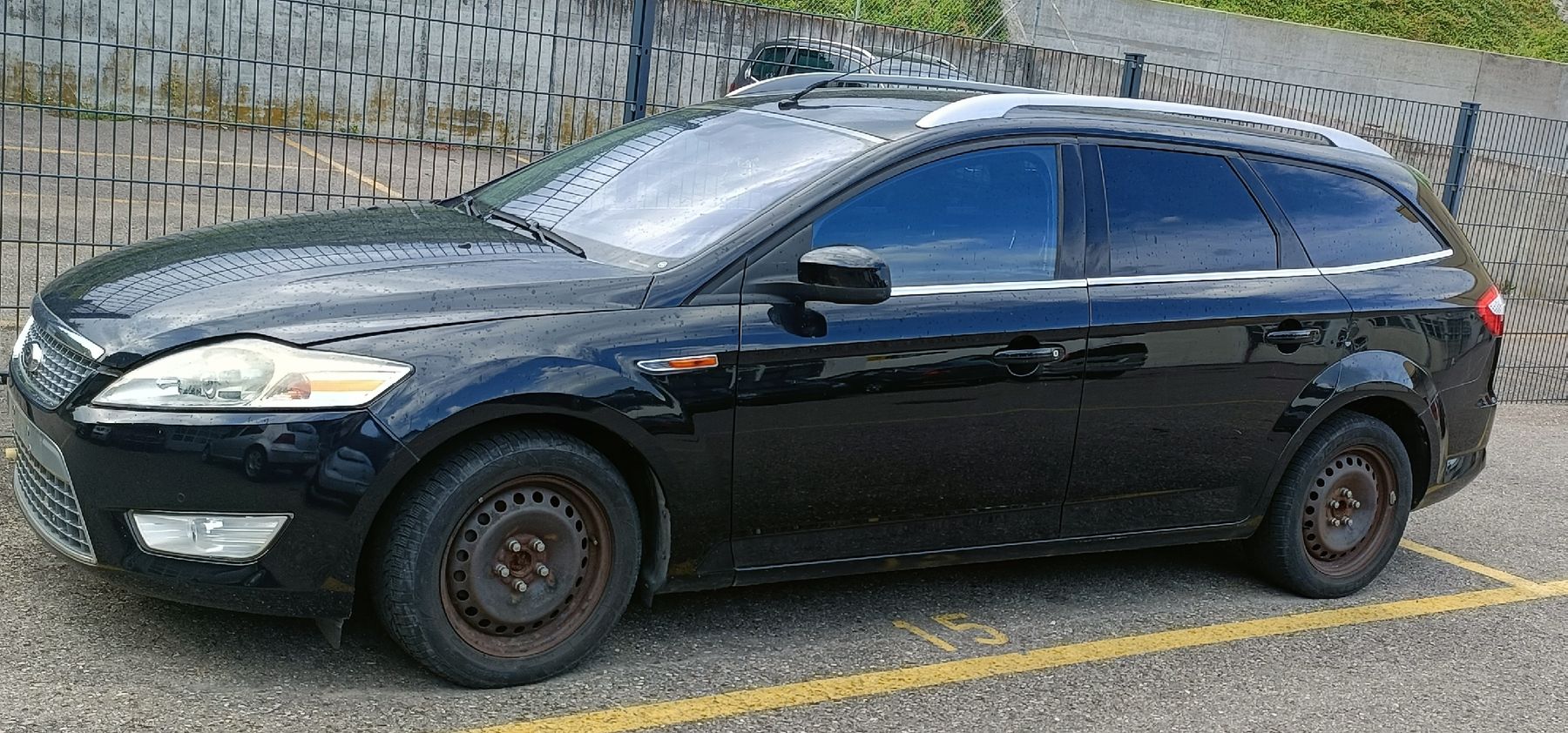 Ford Tutti pezzi di ricambio auto: Ford Mondeo  – Difettoso da Wil SG venduto da chz_7trm 2
