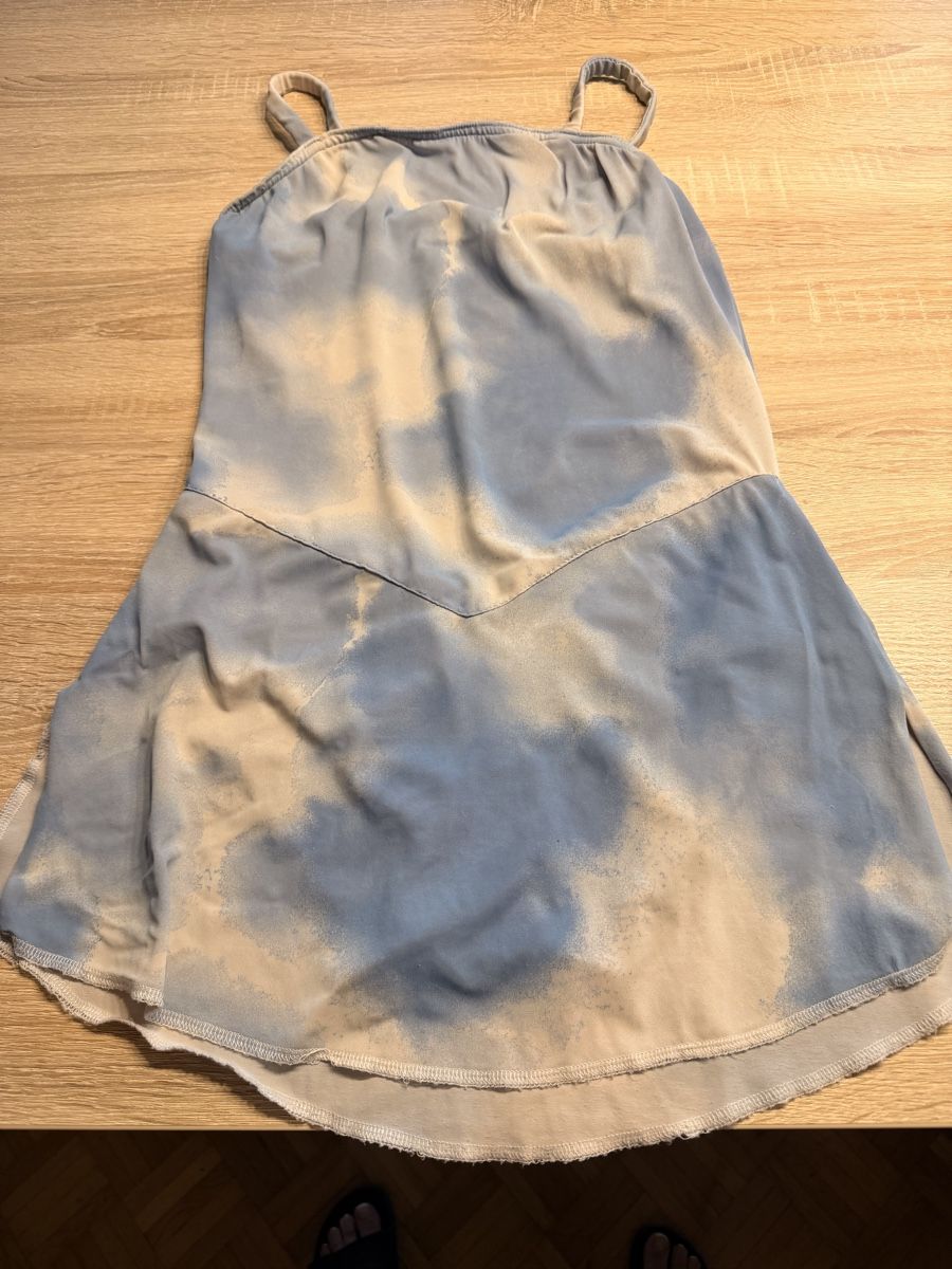 Vestiti & Gonne: Kürkleid Eiskunstlauf, Grösse 152 – Usato da Trimbach venduto da Schwaenchen