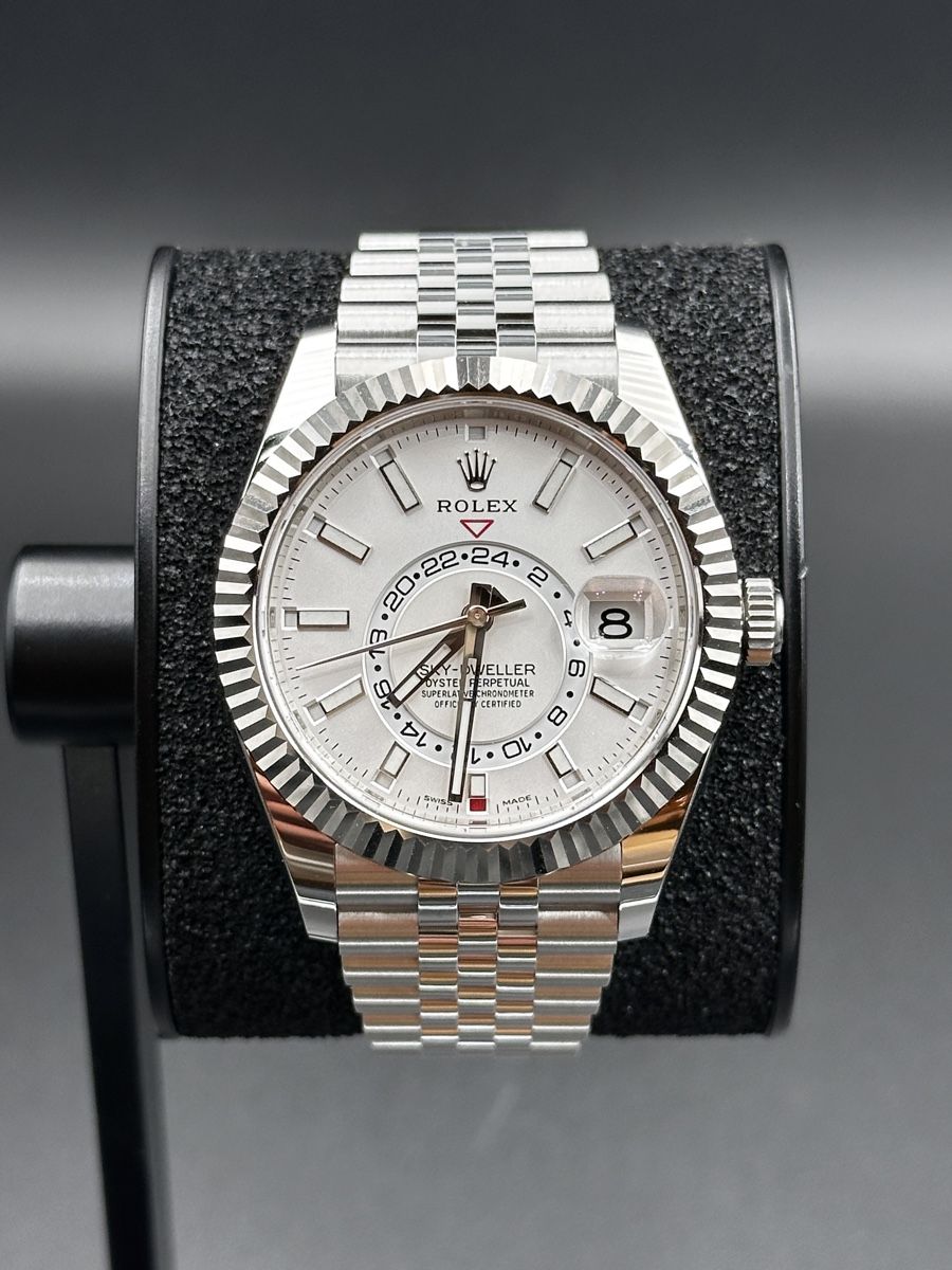 Rolex Orologi: Rolex Sky Dweller Ref: 326934 – Usato da Zürich venduto da Watches-Co.