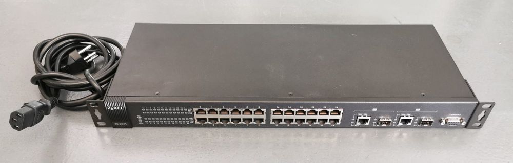 Zyxel ES-2024 Switch | Comprare su Ricardo