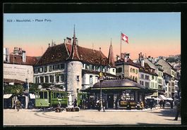 Neuchatel, Place Pury mit Strassenbahn