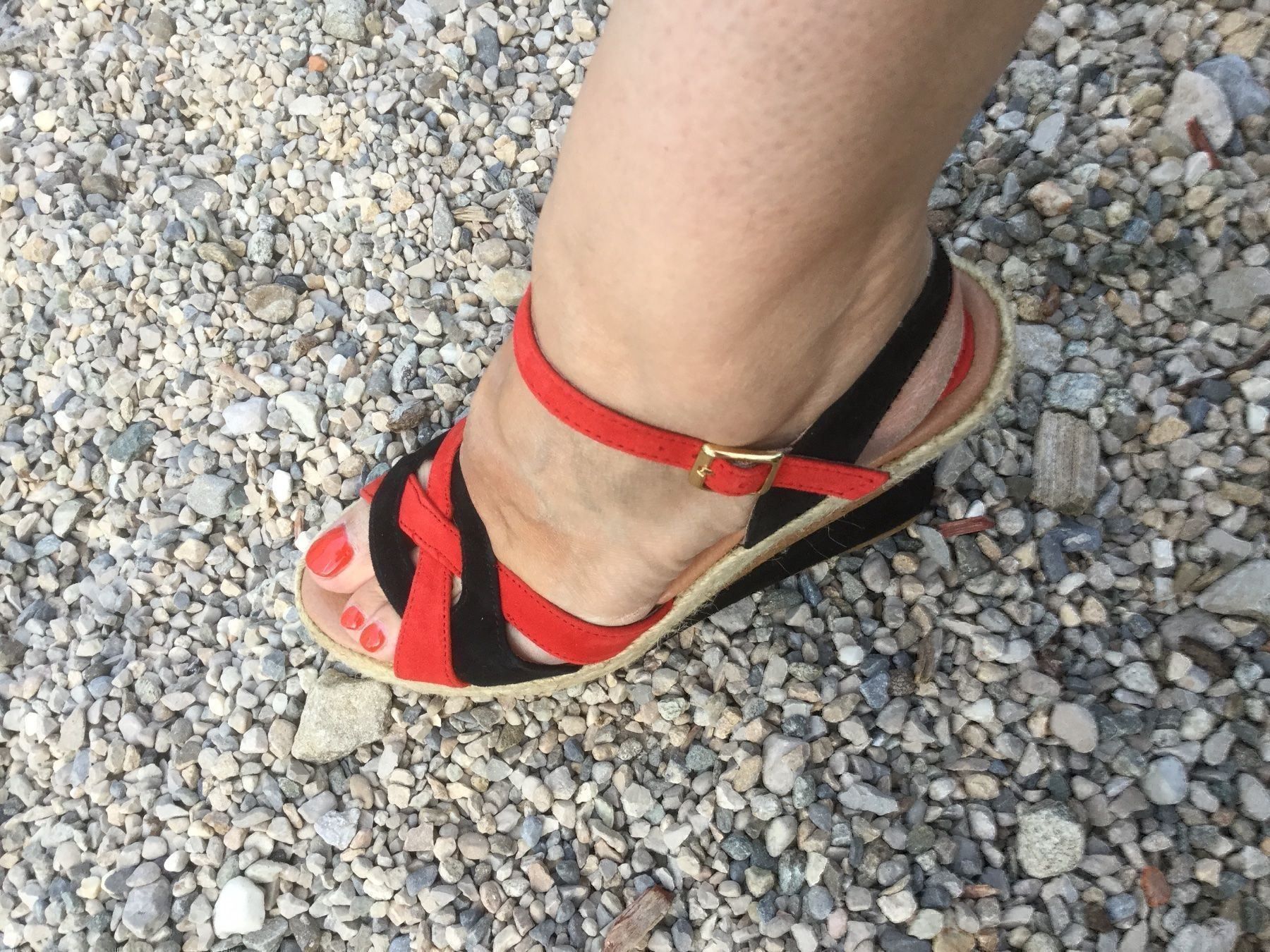 Scarpe da donna: Sandalettes rouge/noir en daim KICKMICH – Nuovo e nell'imballaggio originale da Agiez venduto da chouchanelle 8